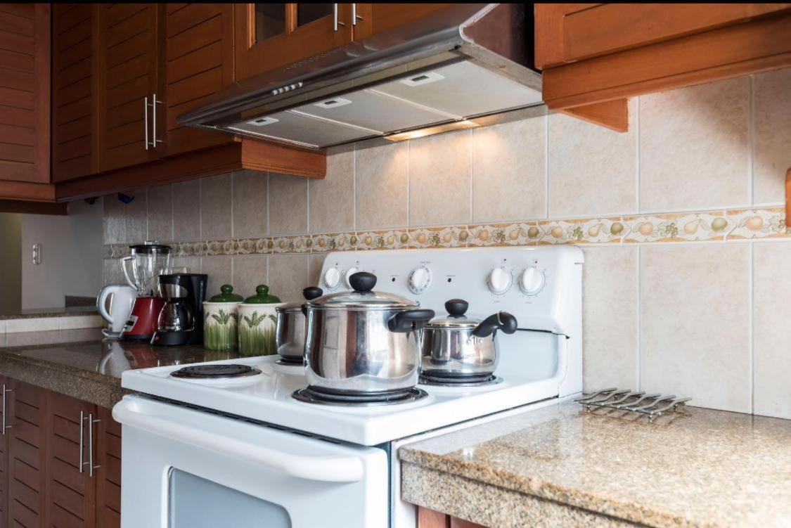 New Apartment In Miraflores! Larcomar Area! Lima Bagian luar foto